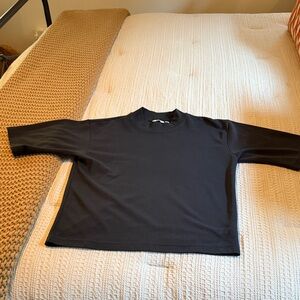Uniqlo Dark Navy Crew Neck Shirt